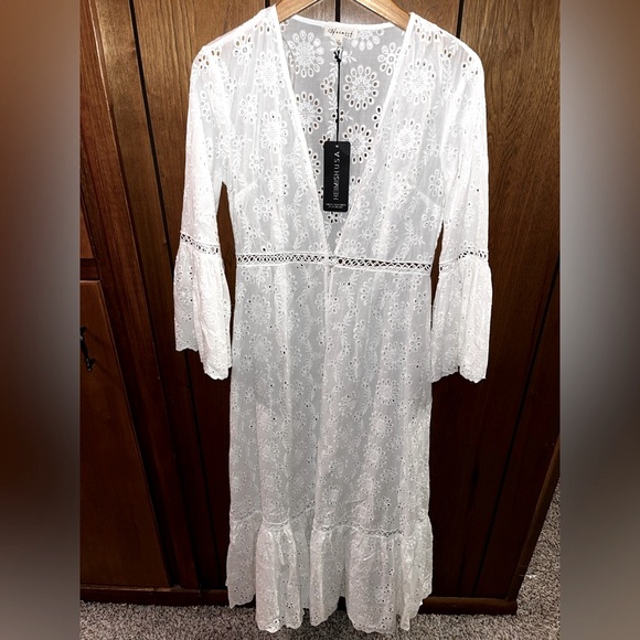 HEIMISH USA Other - White Eyelet Swim Coverup